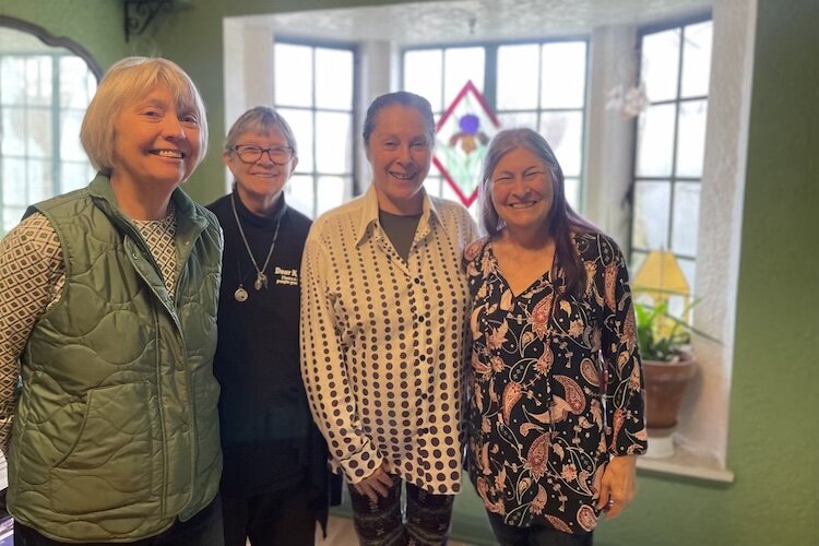 Diane Hamilton, Cynthia Ambroseno, Mary Katherine Somers, Cindy Crumley are Grannies Gone Green, working to clean the community and inspire others to do likewise.